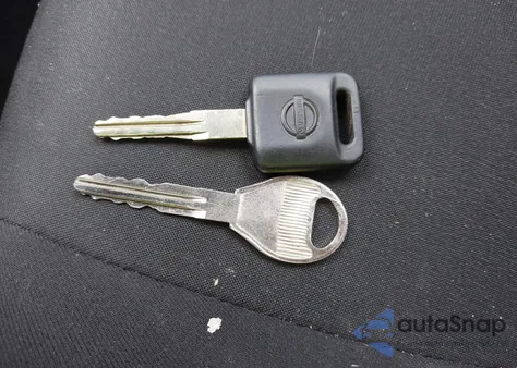 2017 Nissan Versa 1.6 S z USA, uszkodzony, nr VIN 3N1CN7AP1HL833438